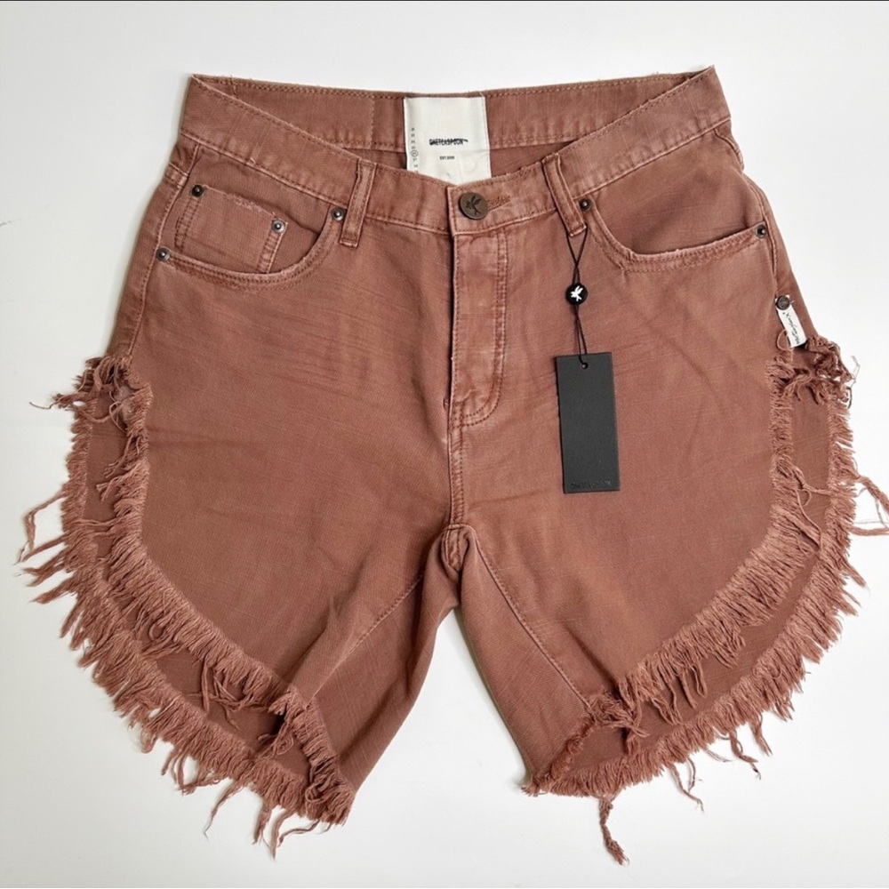 ONE TEASPOON Frankie’s Nutmeg Shorts NEW size 26 ripped cutoff button fly